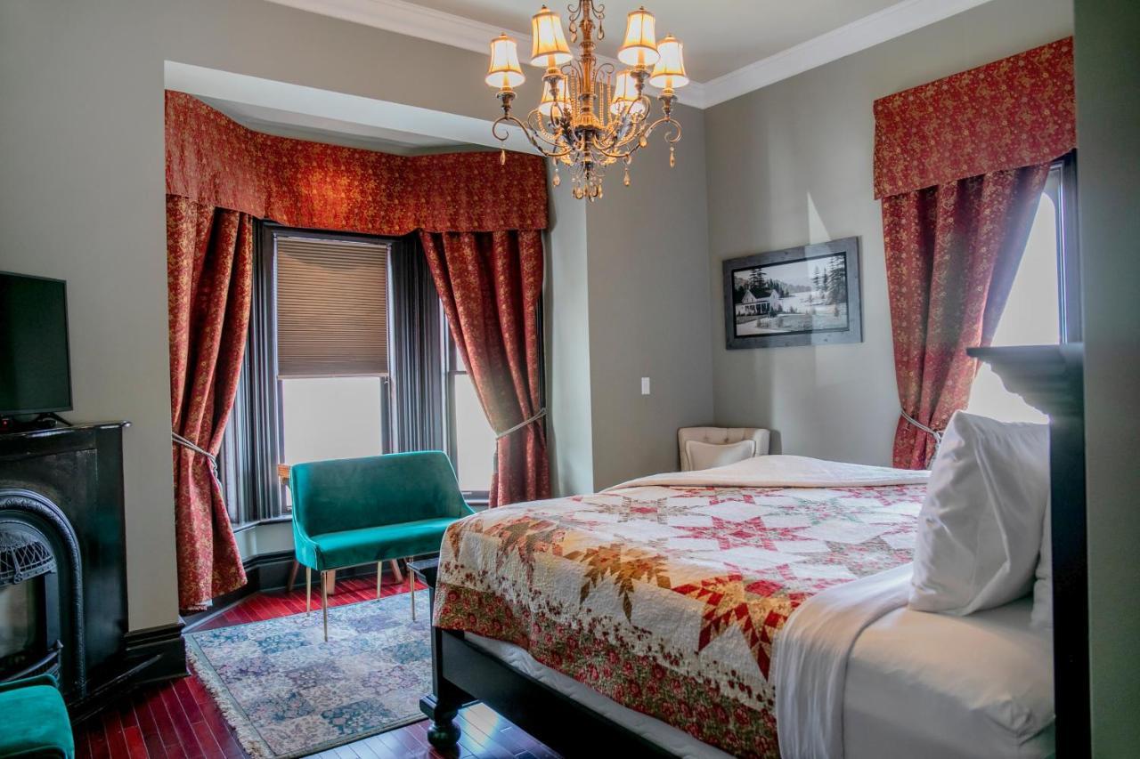 Puddicombe House Hotell New Hamburg Eksteriør bilde